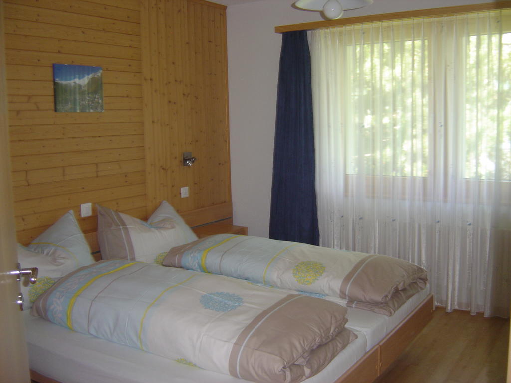 Ferienwohnung Haus Le Mirage Saas-Fee Zimmer foto